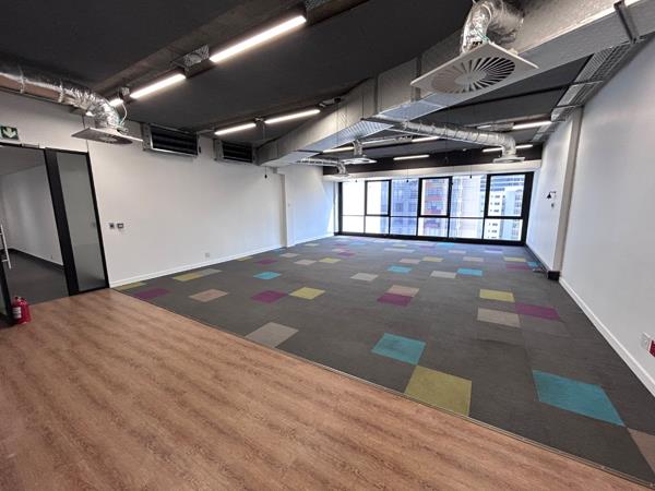 211.2  m² Commercial space