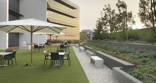 199  m² Commercial space