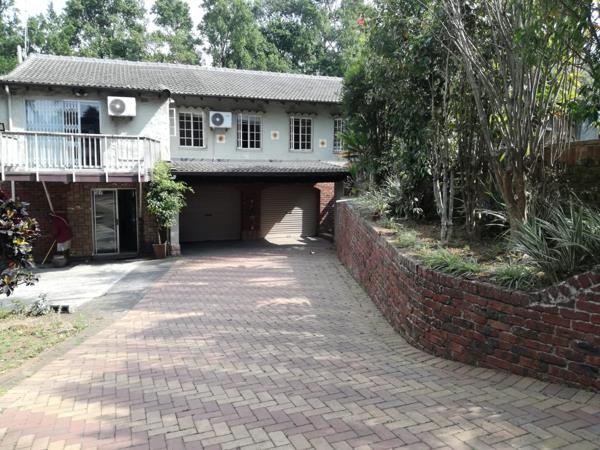 6 Bedroom House