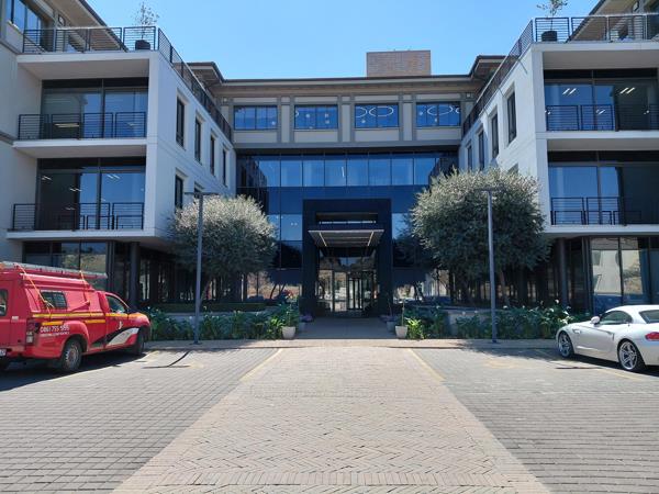 474 m² Commercial space