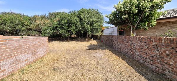 1 088 m² Land