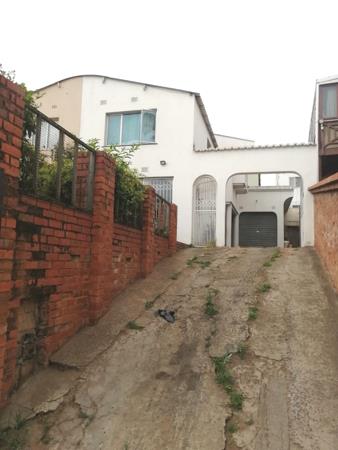 2.5 Bedroom House