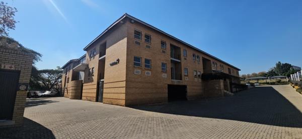 1 163  m² Commercial space