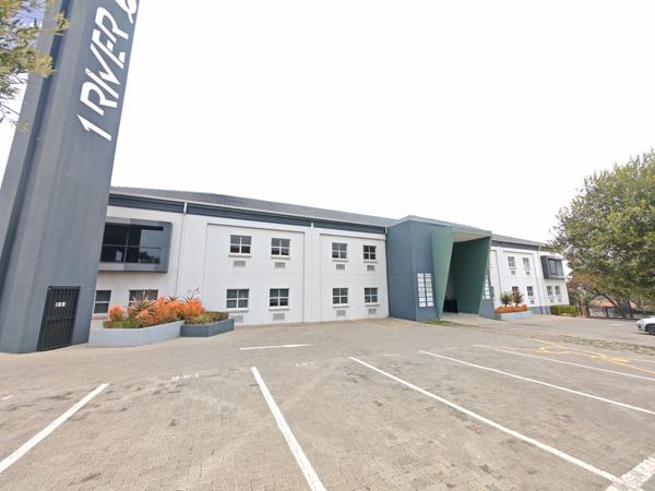 586 m² Commercial space