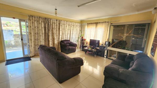 7 Bedroom House