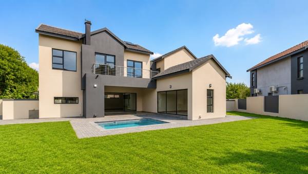 5 Bedroom House