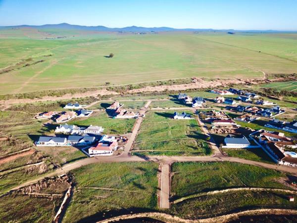 724 m² Land