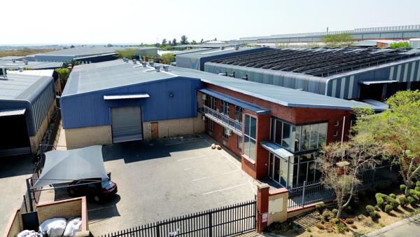 1 176  m² Industrial space