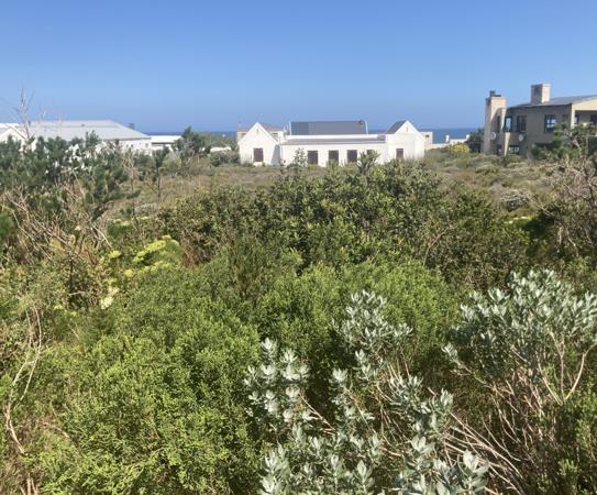 1 338 m² Land
