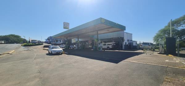 85  m² Commercial space