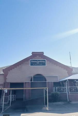 55  m² Retail Space