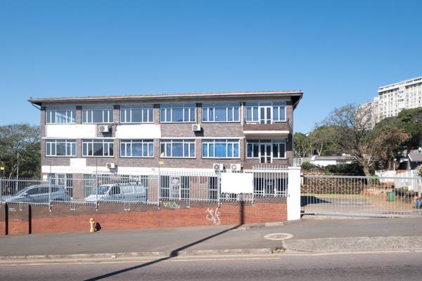 655  m² Commercial space