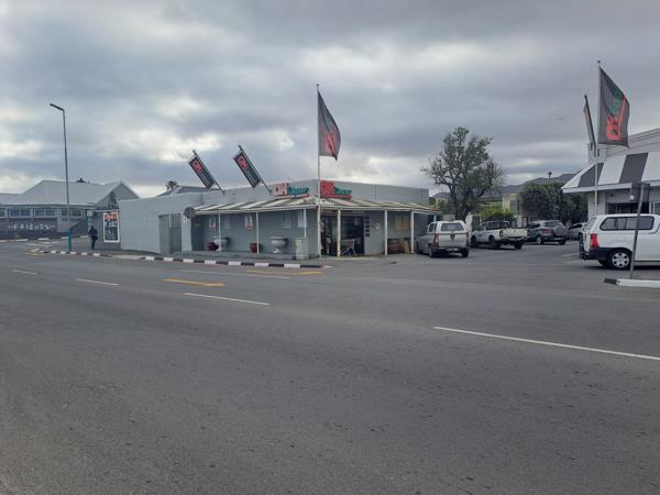 253  m² Commercial space