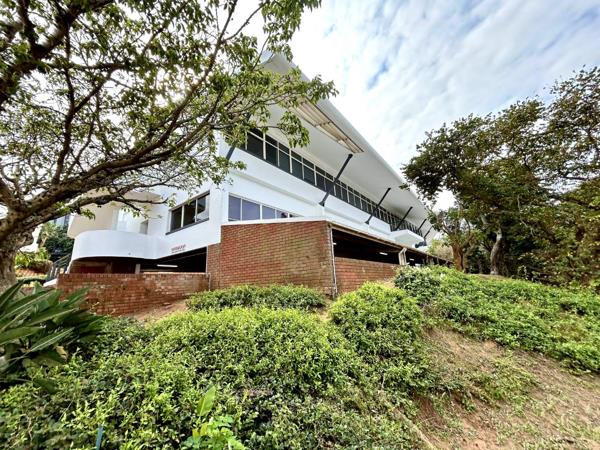 301  m² Office Space