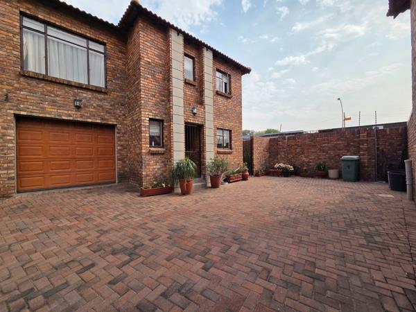 3 Bedroom Townhouse