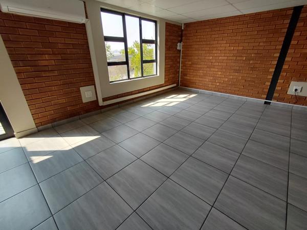 355  m² Industrial space