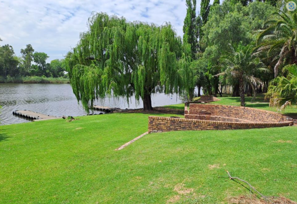 459 m² Land