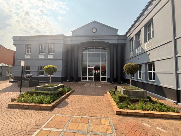 465  m² Commercial space