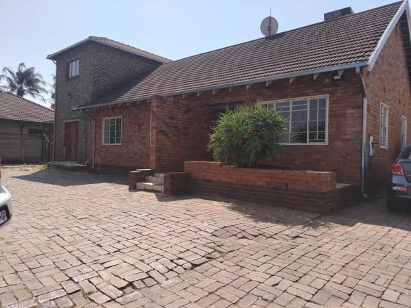17 Bedroom House