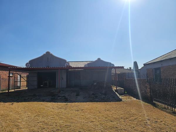 290  m² Industrial space