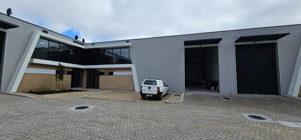 395  m² Industrial space