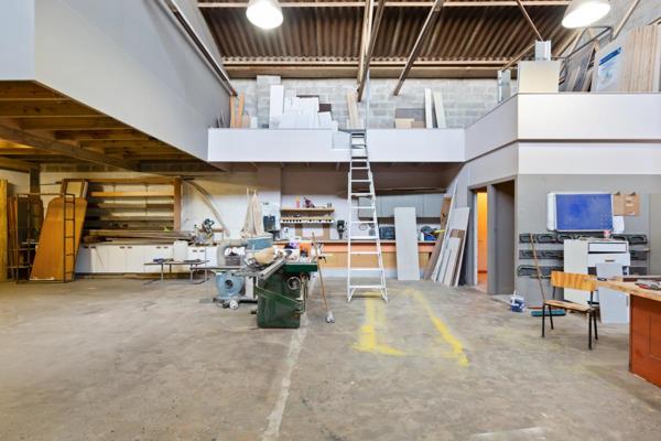 124  m² Industrial space