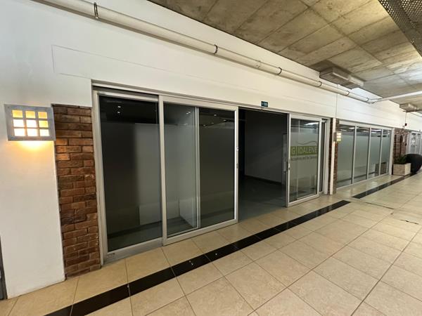 350  m² Commercial space