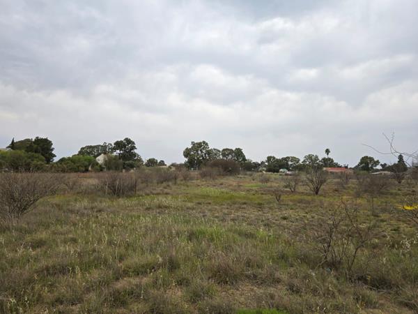 4 458 m² Land