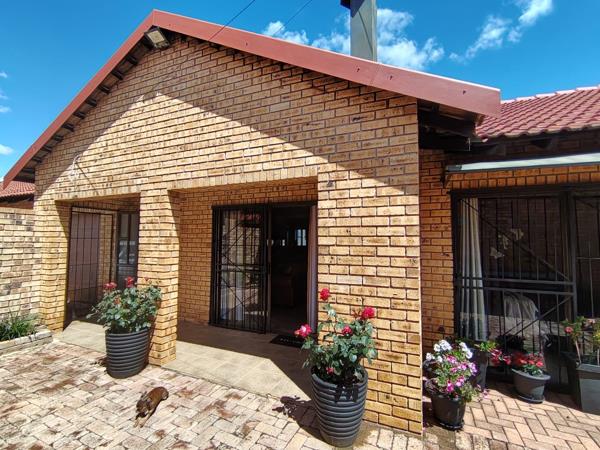 2 Bedroom House