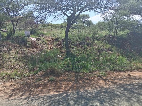 1 018 m² Land