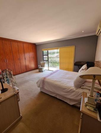 4 Bedroom Townhouse