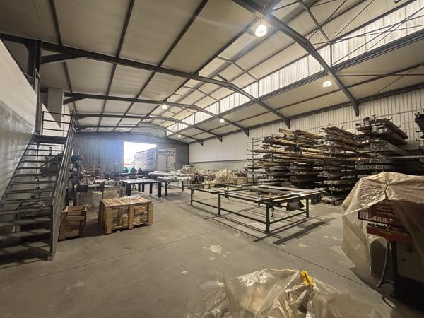 790  m² Industrial space