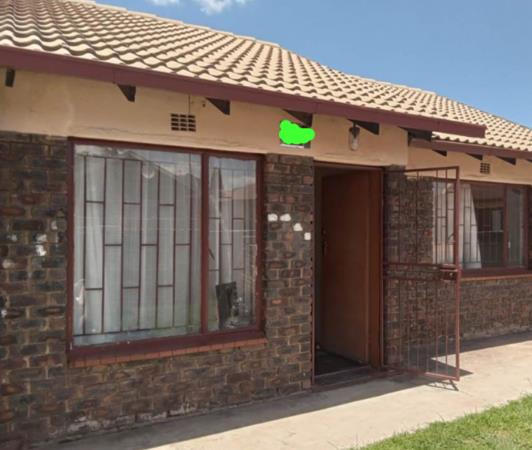 2 Bedroom House