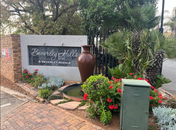 80  m² Commercial space