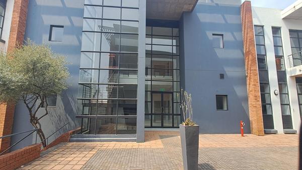 130 m² Office Space