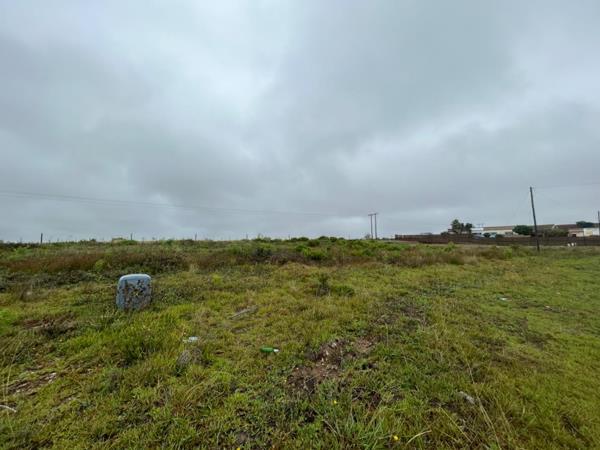 983 m² Land