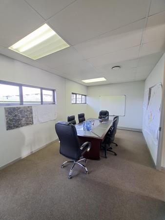 87  m² Commercial space