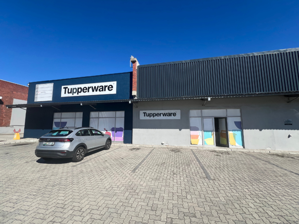 1 000  m² Commercial space