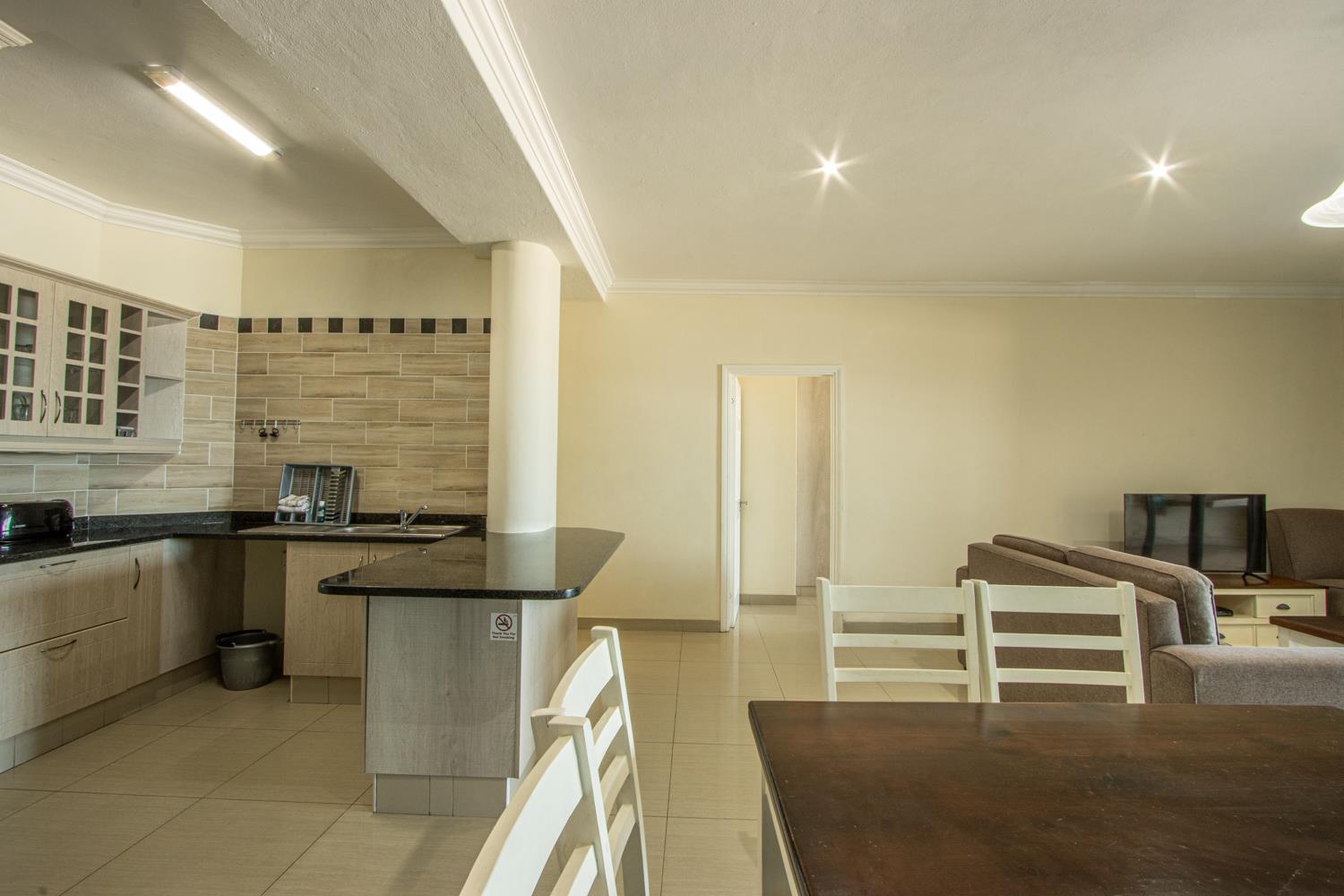 Apartment in Uvongo - View 2