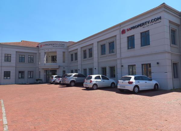 236  m² Commercial space