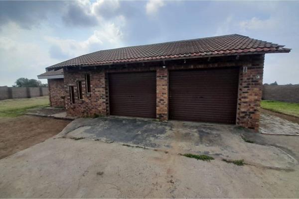 1 982 m² Commercial Farm