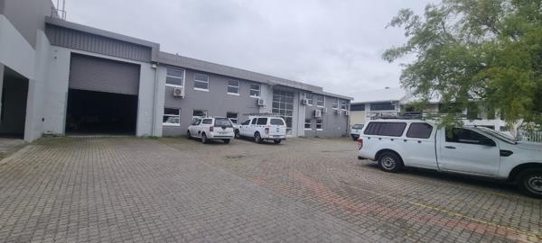 1 034  m² Industrial space