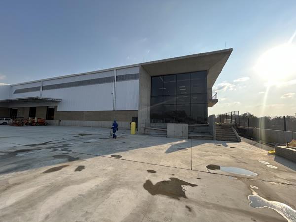 3 390  m² Industrial space