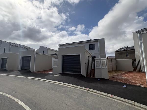 3 Bedroom Townhouse