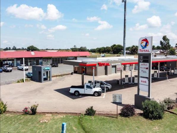 1 200  m² Commercial space