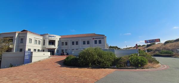 236  m² Office Space