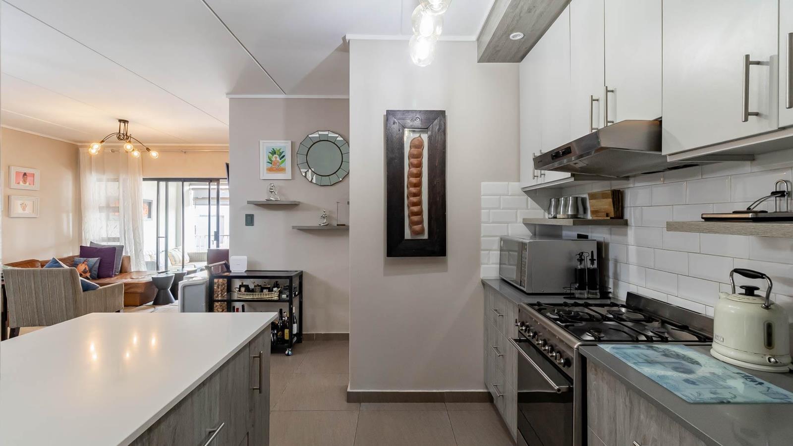 Apartment in Kyalami Ridge - View 5