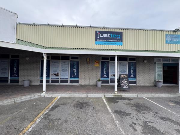 239  m² Commercial space