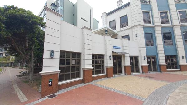 142  m² Retail Space