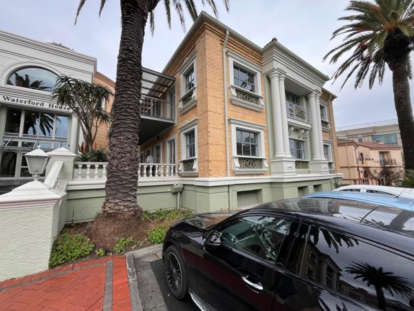 454  m² Commercial space